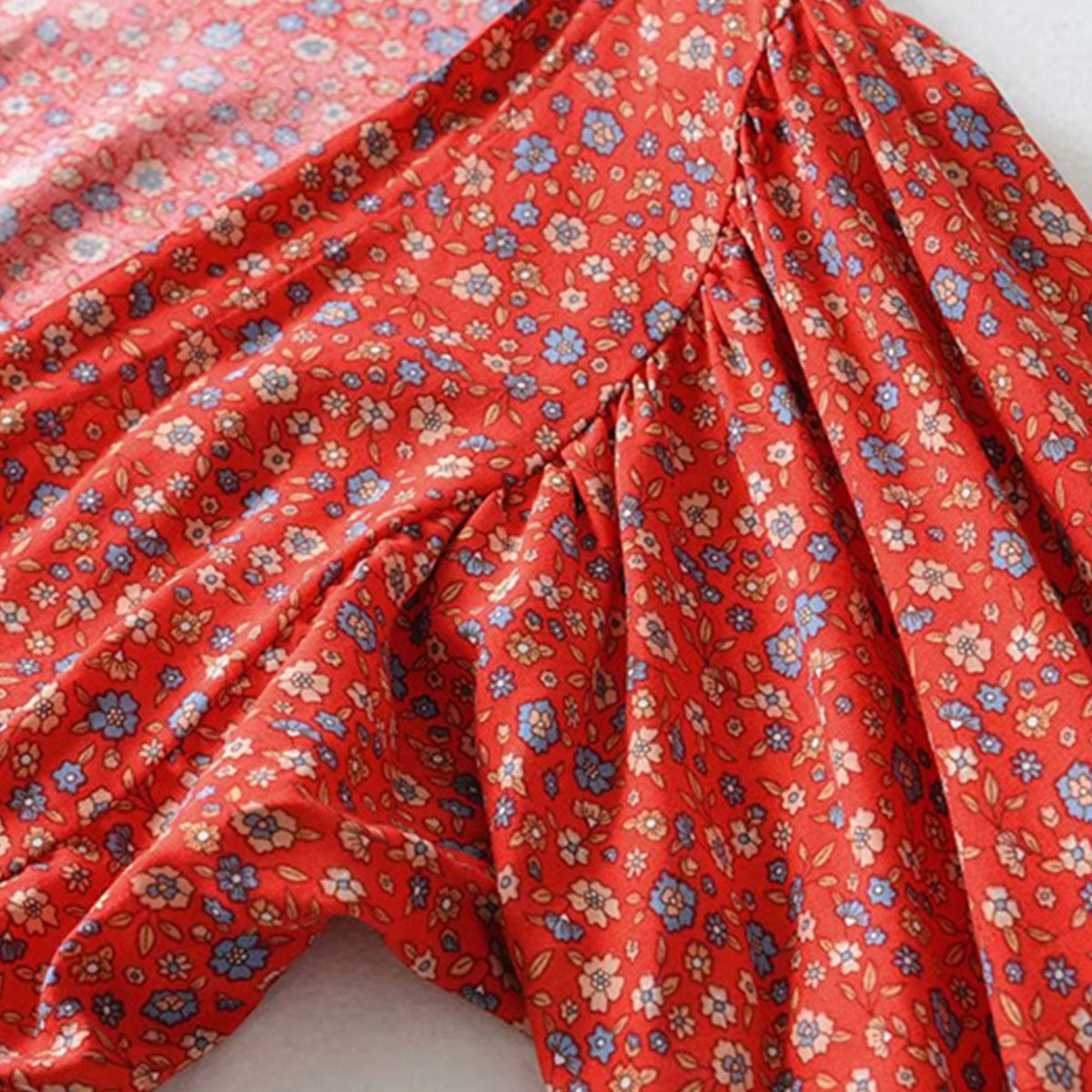 Red Bloom Boho Floral Print Long Sleeve Crop Top