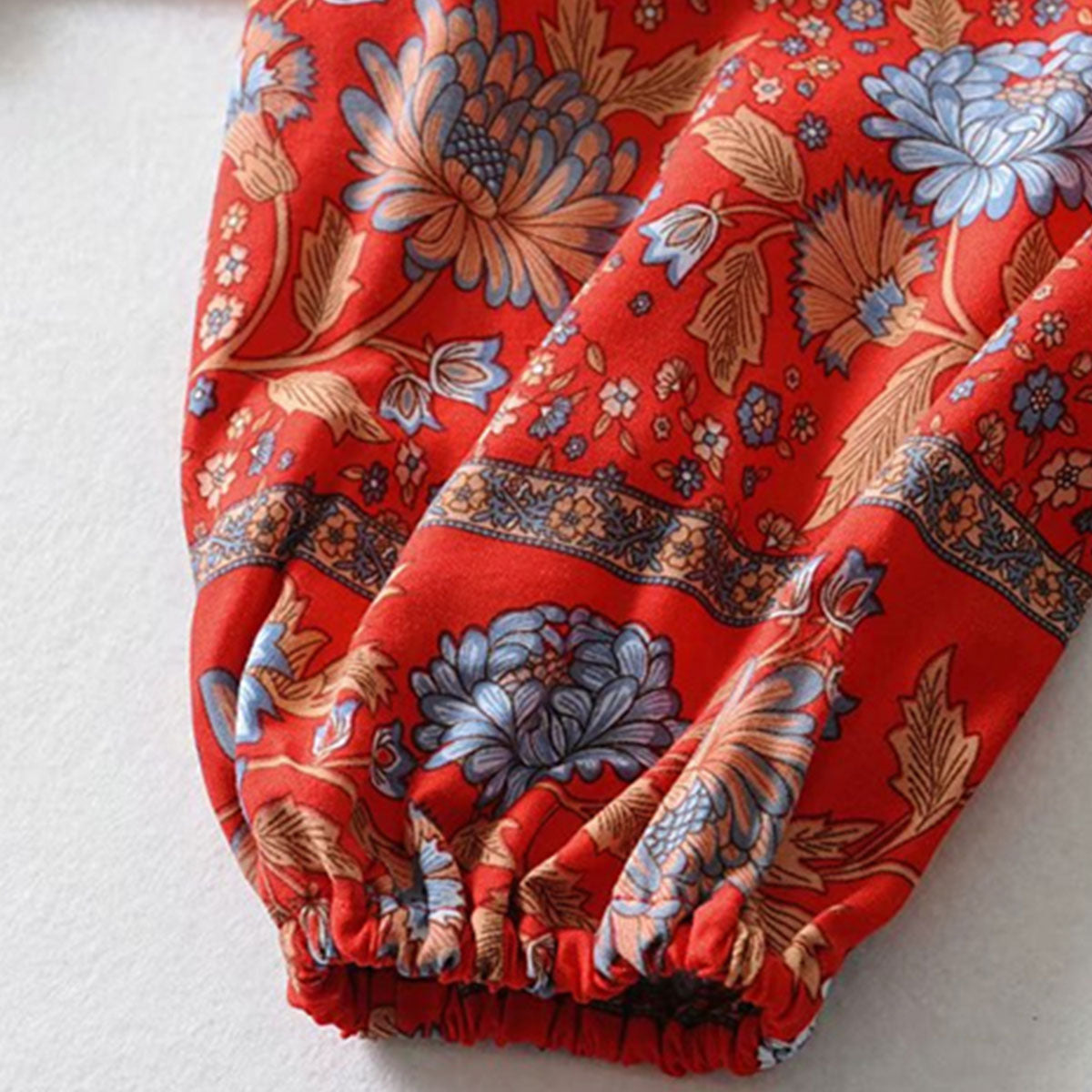 Red Bloom Boho Floral Print Long Sleeve Crop Top