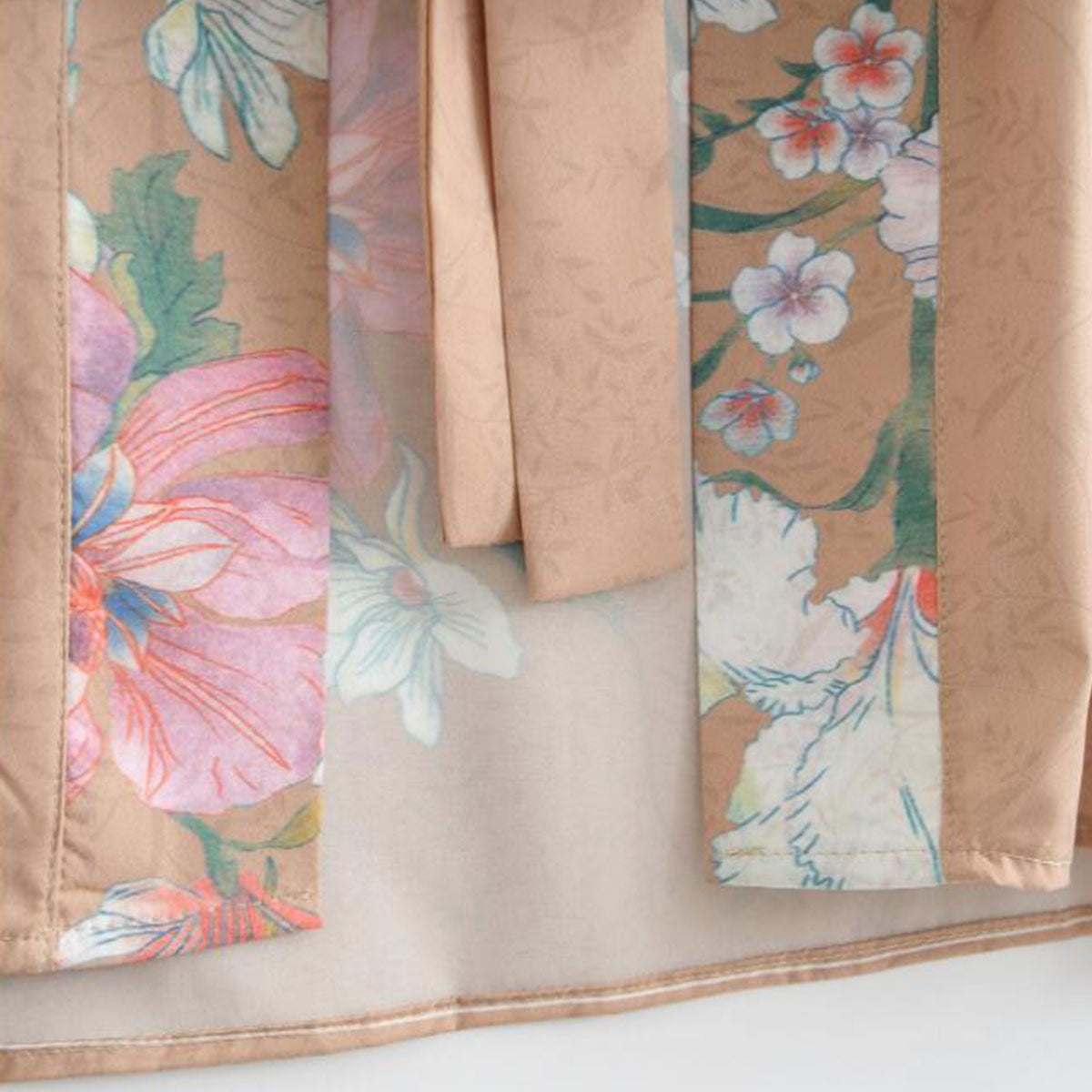 Mesa Tan Peacock Boho Floral Print Short Robe