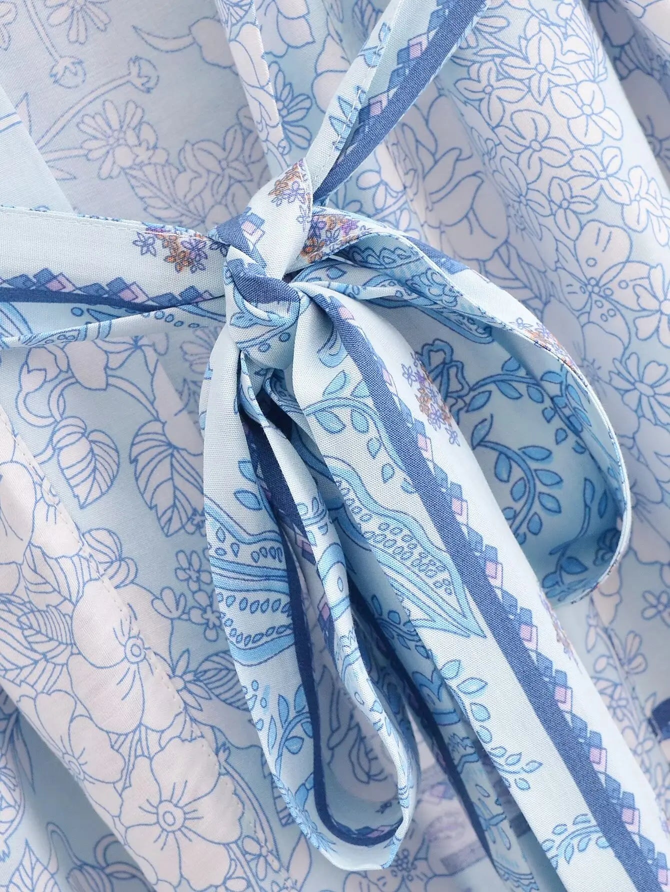 Dreamy Blue Boho Floral Print Short Robe